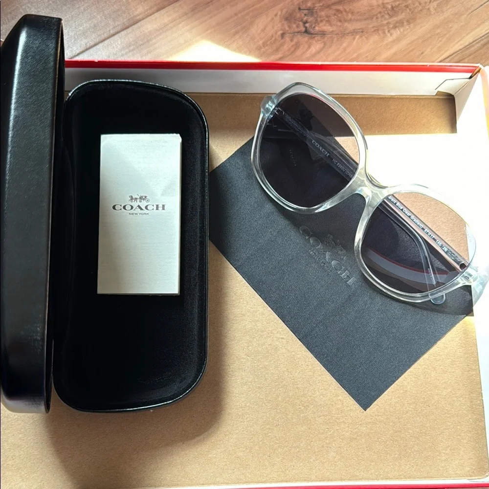 Coach Black Sunglasses Sleek Design - Picture 1 of 4